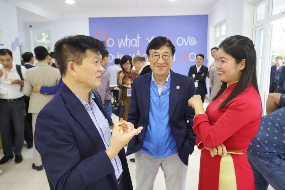Ra mắt Không gian sáng tạo và Trung tâm đào tạo Kỹ năng mềm tại TP Huế - 10 Nhiều lãnh đạo các trường ĐH, CĐ trên toàn quốc cùng nhiều chuyên gia trong và ngoài nước tham quan Không gian sáng tạo