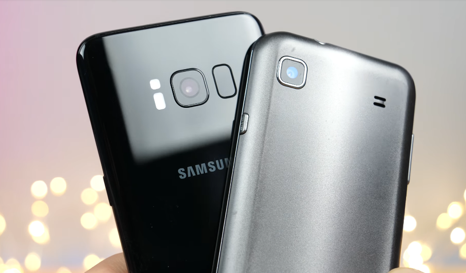 Sau 7 năm phát triển, người ta đã không còn nhận ra chiếc Galaxy S cục mịch, thô kệch ngày nào.