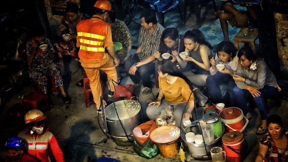 Ban tổ chức cũng sẽ nghiên cứu phát triển sản phẩm du lịch trong các tuyến hẻm và triển khai một số sự kiện lễ hội có tính đặc trưng cho tuyến phố đi bộ, gắn liền với điều kiện thực tế của khu phố.