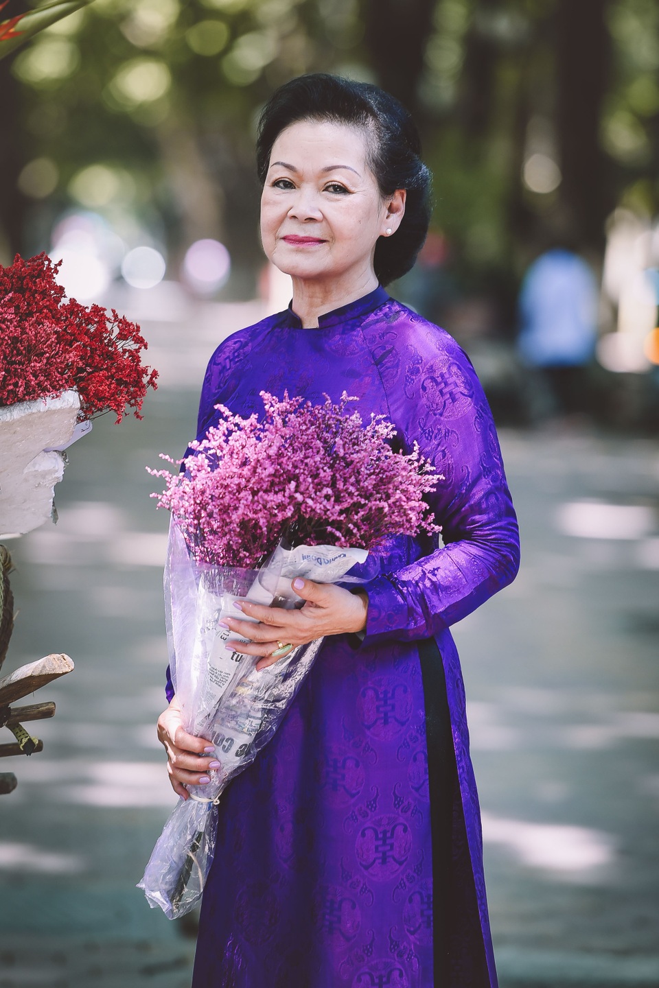 Khánh Ly trả nợ khán giả Hải Phòng sau sự cố huỷ show - 4 Khánh Ly trả nợ khán giả Hải Phòng sau sự cố huỷ show - 4