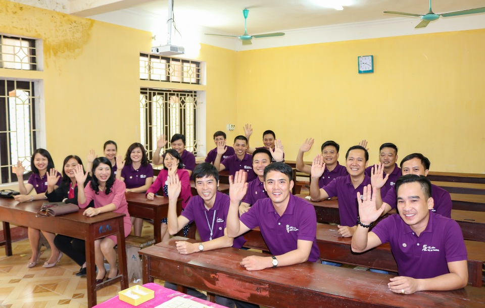 "Chúng mày ơi, về với trường, với lớp đi…" - 12
Ảnh trong lớp học, ôn lại kỷ niệm thời đến trường