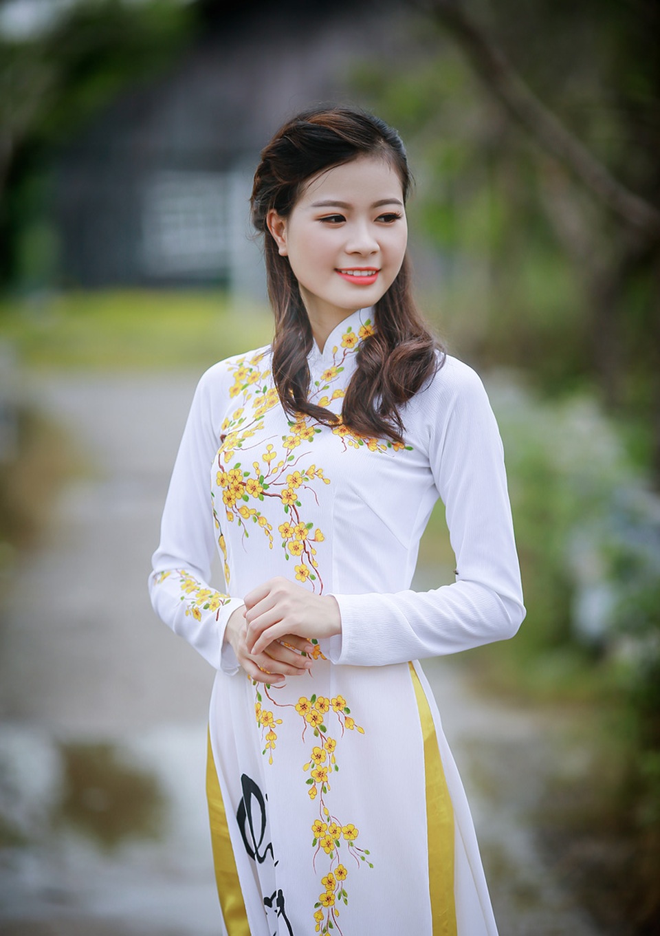 Nữ sinh khoe sắc kiều diễm giữa cánh đồng hoa - 3
Nguyễn Thị Phương