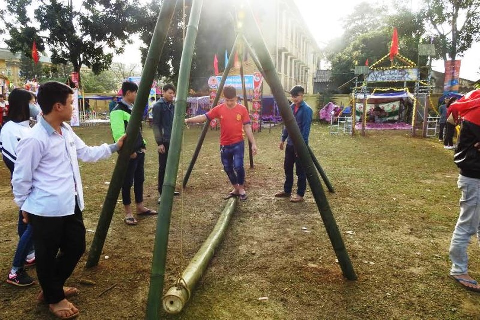 Rộn ràng lễ khai hạ Mường Bi - 10 Rộn ràng lễ khai hạ Mường Bi - 10