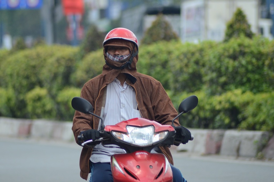 Sài Gòn nắng nóng đến nỗi… không nhận ra nhau - 8 Sài Gòn nắng nóng đến nỗi… không nhận ra nhau - 8