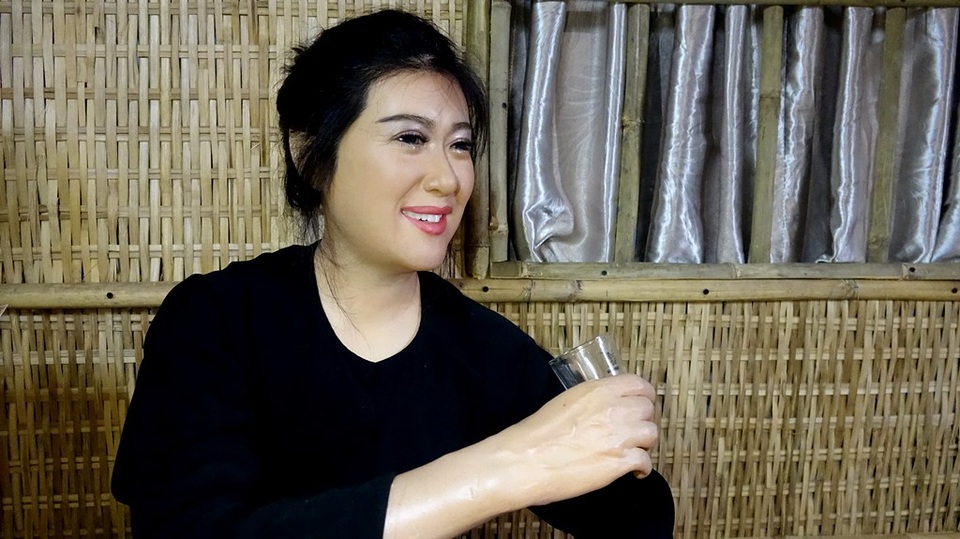 Những điều chưa biết bên trong khu trưng bày tượng sáp ở TPHCM - 12 Mái tóc và đôi mắt rất hồn của nghệ sỹ hài Thanh Thủy.