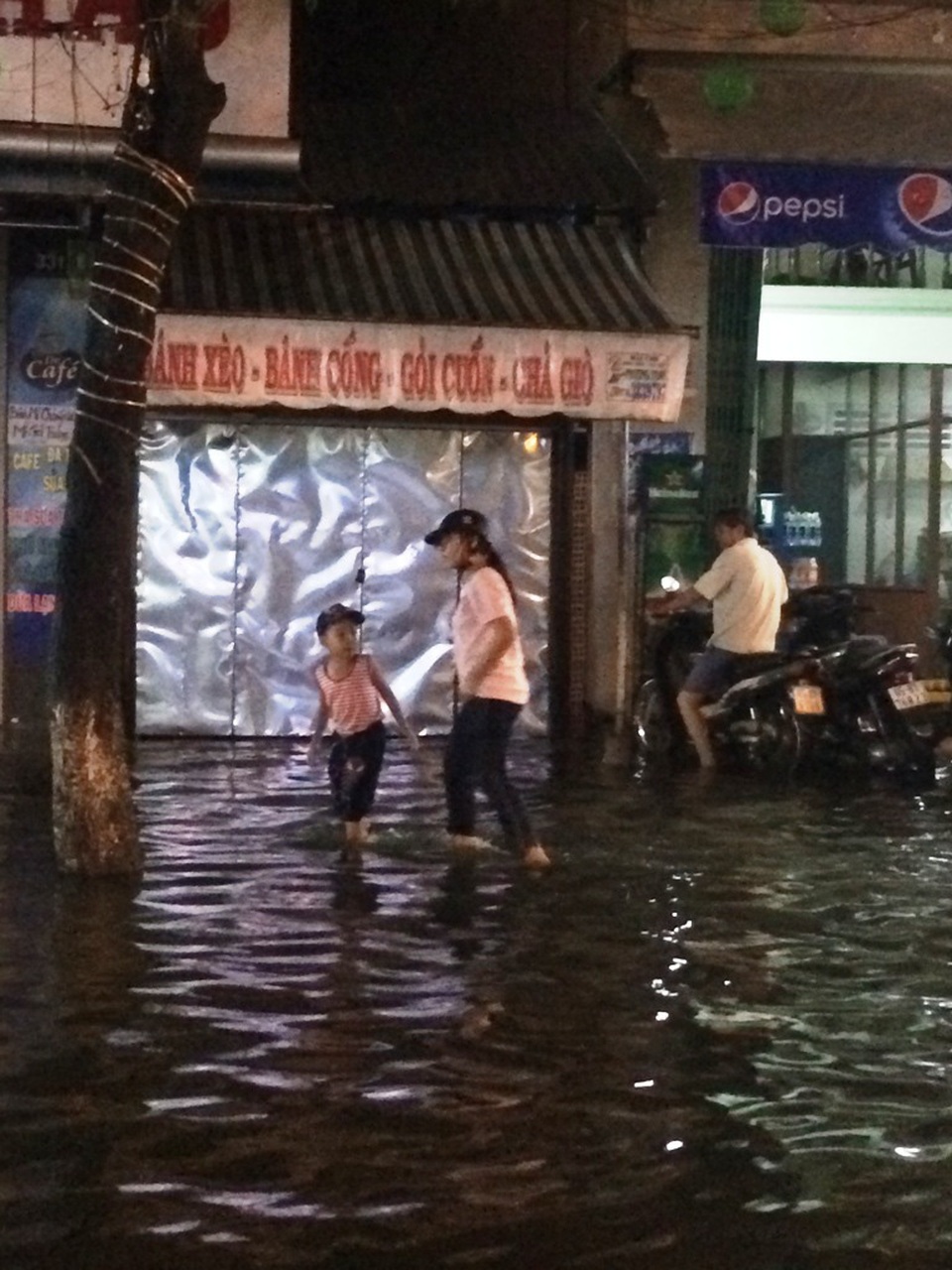Tuyến hành lang trên đường 30/4
