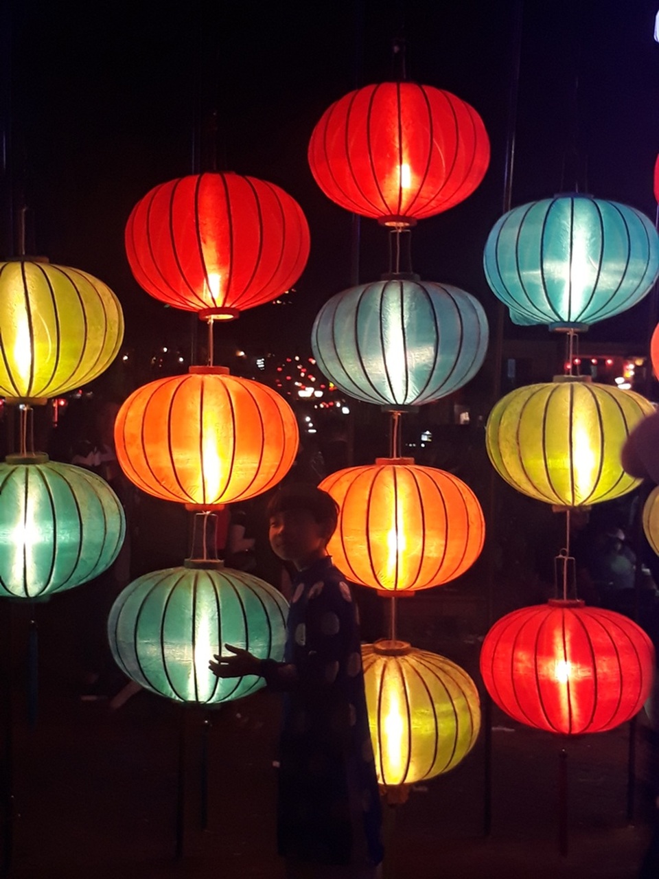 “Lạc lối” ở xứ sở đèn lồng Hội An - 13