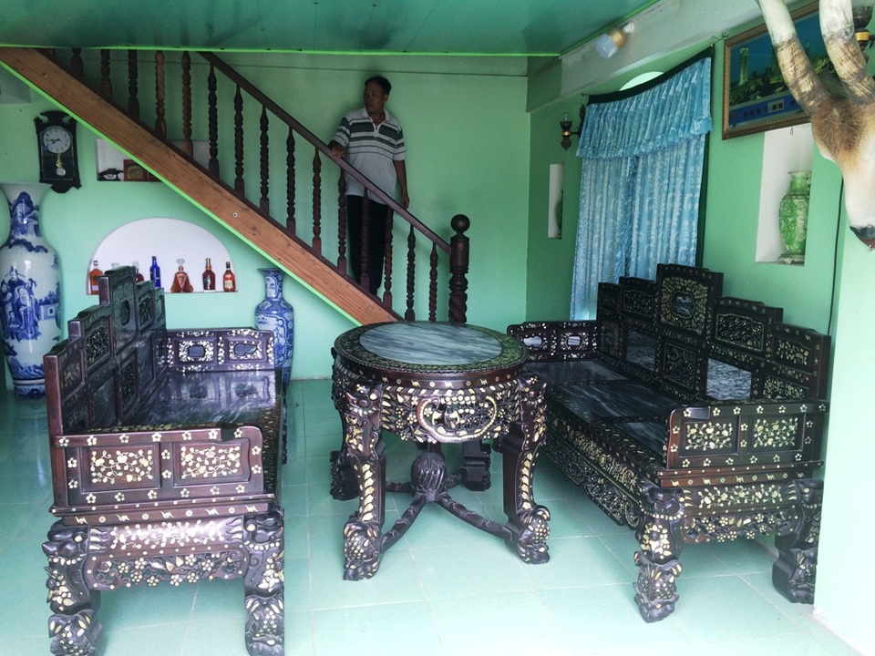 Hoa mắt với chiếc giường cổ “đẹp hơn” giường Công tử Bạc Liêu - 12 Hoa mắt với chiếc giường cổ “đẹp hơn” giường Công tử Bạc Liêu - 12