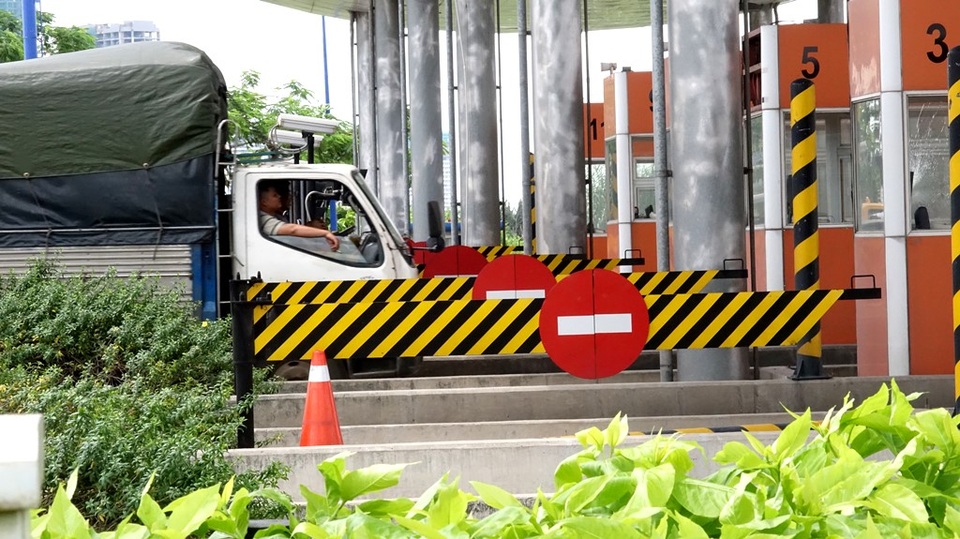 Những trạm thu phí bỏ hoang giữa Sài Gòn - 11 Trang thiết bị còn rất mới