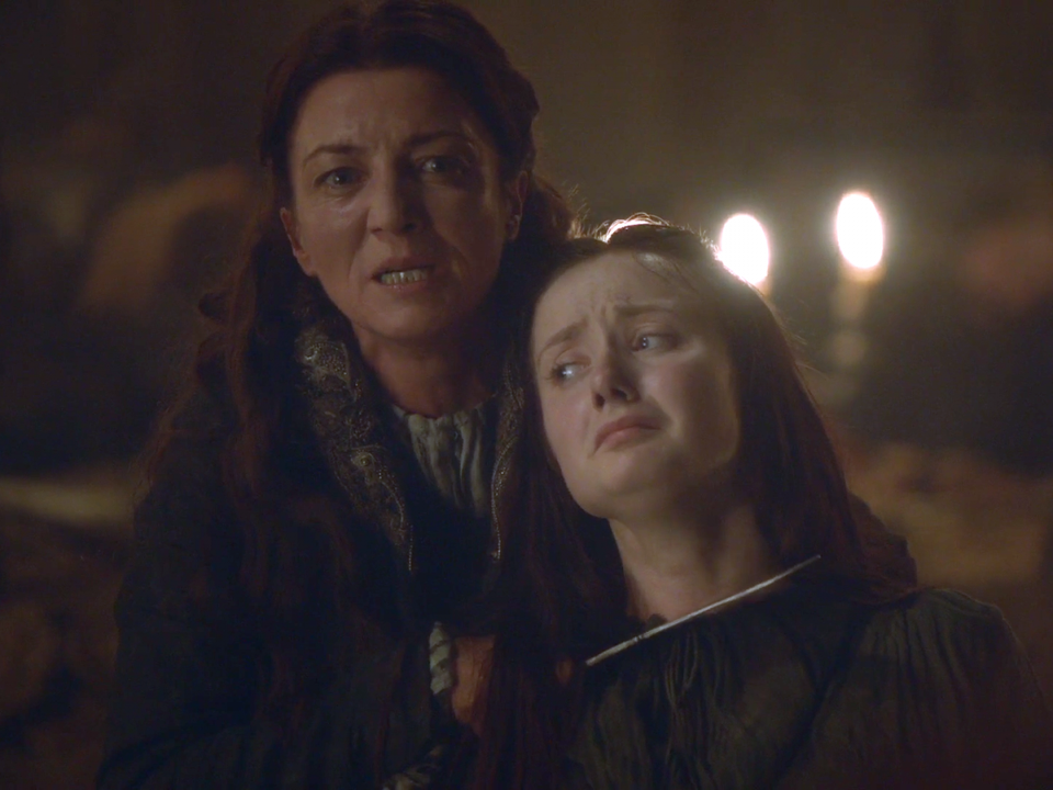 Nữ diễn viên Michelle Fairley vào vai mẹ của Robb, phu nhân Catelyn, bà là người cuối cùng bị sát hại trong “hôn lễ đỏ”.