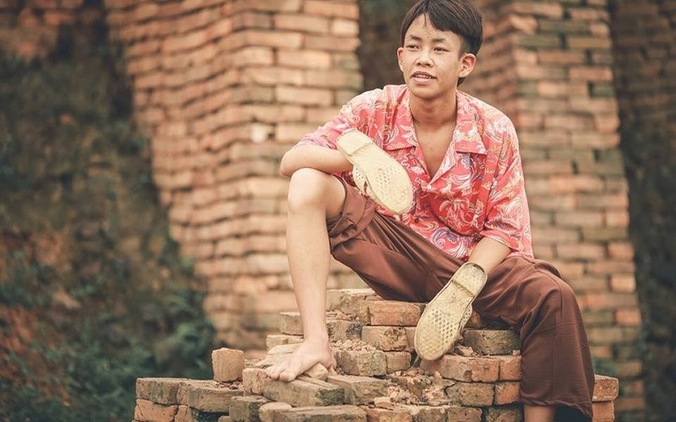 Bộ ảnh kỷ yếu mang phong cách dân dã của học sinh Bắc Giang - 12 Bộ ảnh kỷ yếu mang phong cách dân dã của học sinh Bắc Giang - 12