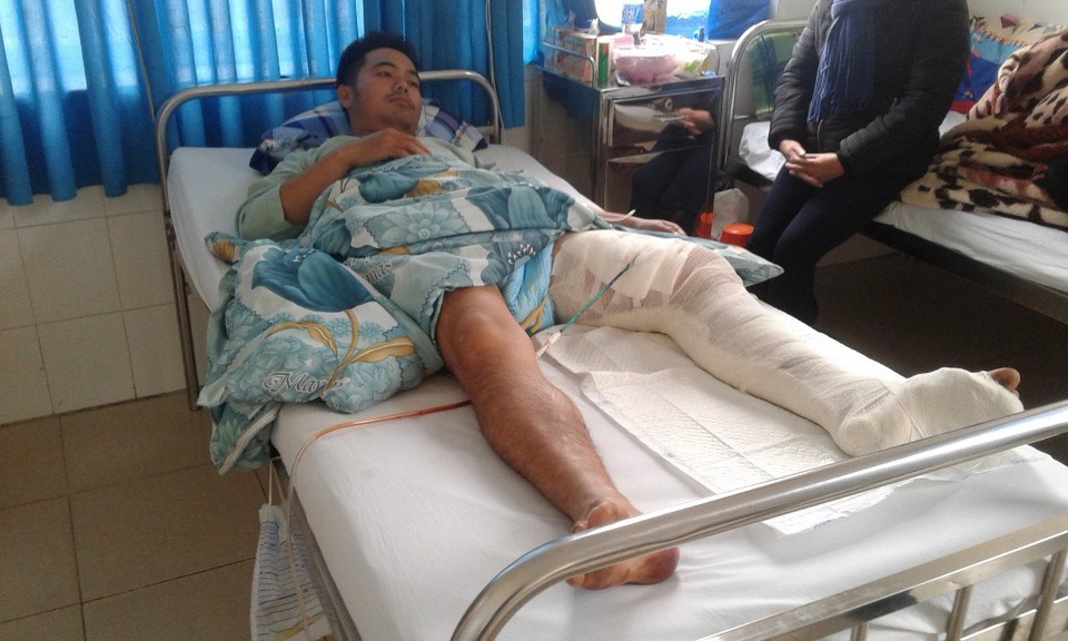 Nối thành công vết thương cho nạn nhân bị đứt động mạch đùi - 1 Bệnh nhân T. đang được chăm sóc ở bệnh viện
