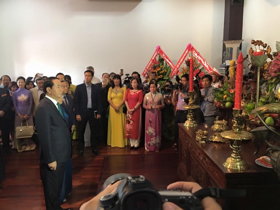 Chủ tịch nước thả cá chép trên sông Sài Gòn - 2