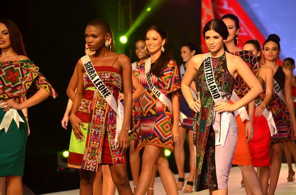 Ngắm các mỹ nhân Hoa hậu Hoàn vũ 2016 trình diễn thời trang - 17 Ngắm các mỹ nhân Hoa hậu Hoàn vũ 2016 trình diễn thời trang - 17