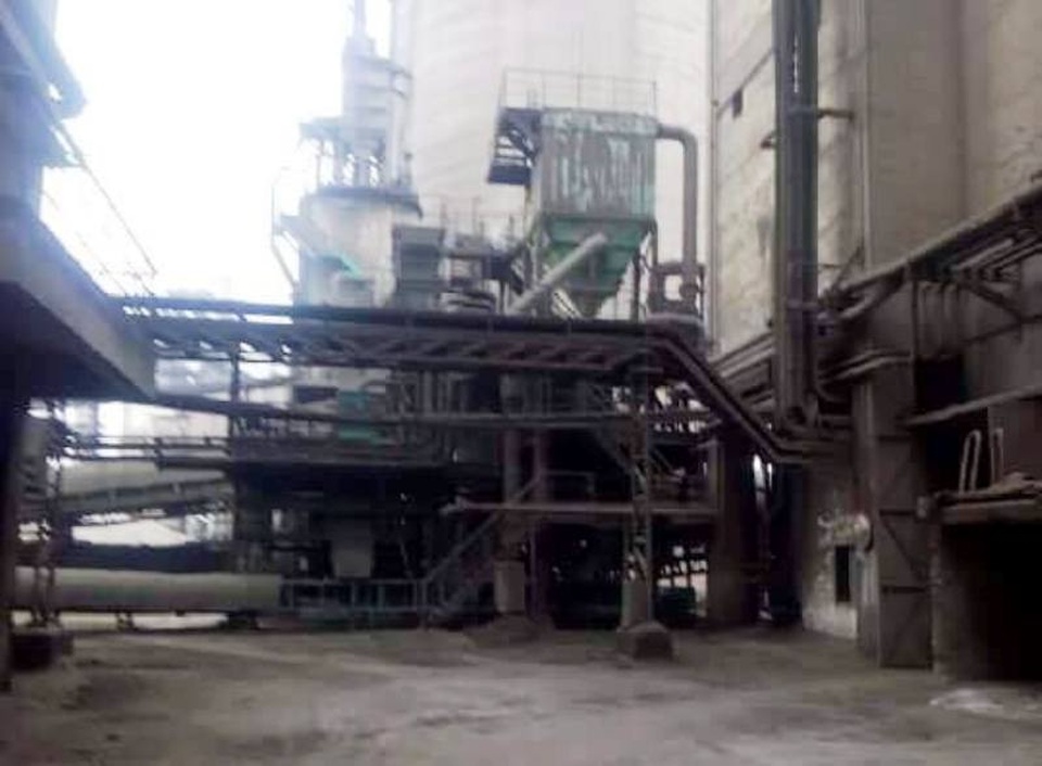 Một công nhân nhà máy xi măng bị cuốn vào băng tải tử vong - 1 Anh Cương bị cuốn vào băng tải dây chuyền sản xuất đang vận hành