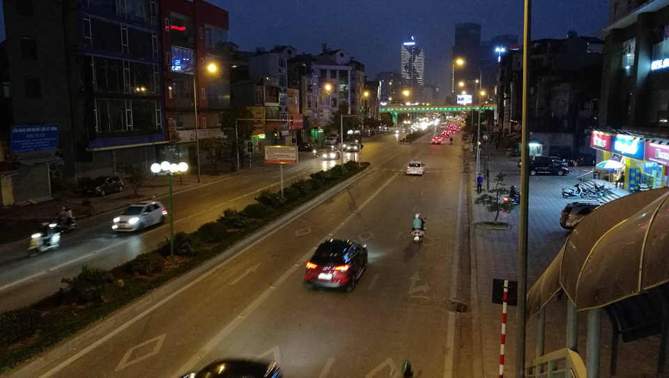 Cửa ngõ Hà Nội ken đặc người đổ về Thủ đô sau kỳ nghỉ Tết - 3
Đường Tố Hữu