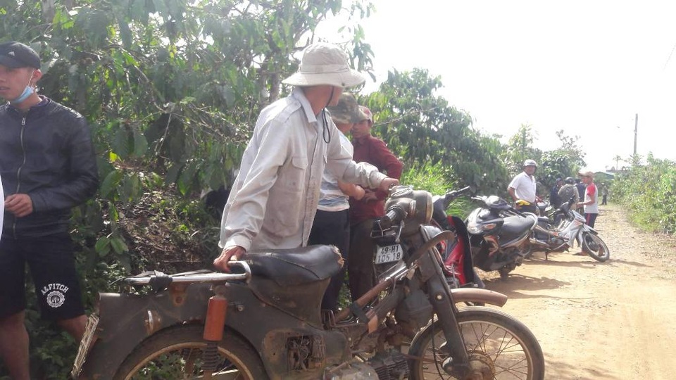 Giết người rồi chôn xác phi tang trong vườn cà phê - 1
Vườn cà phê nơi hung thủ giấu xác nạn nhân