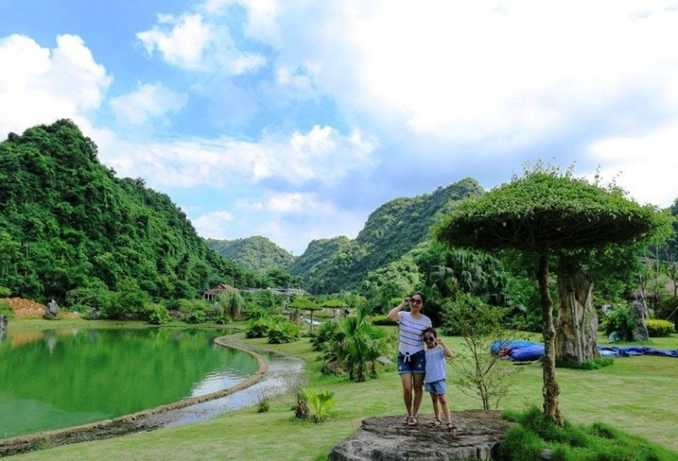 Khám phá "nơi bảo tồn những báu vật của trời"! - 16 Đến Thung Nham “Không lấy đi gì ngoài những bức ảnh đẹp và không để lại gì ngoài những dấu chân”