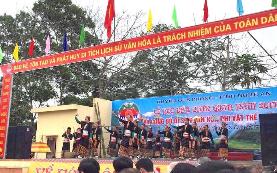 Đền Chín Gian được công nhận di sản phi vật thể quốc gia - 8 Tiết mục văn nghệ đặc sắc trong ngày khai hội.