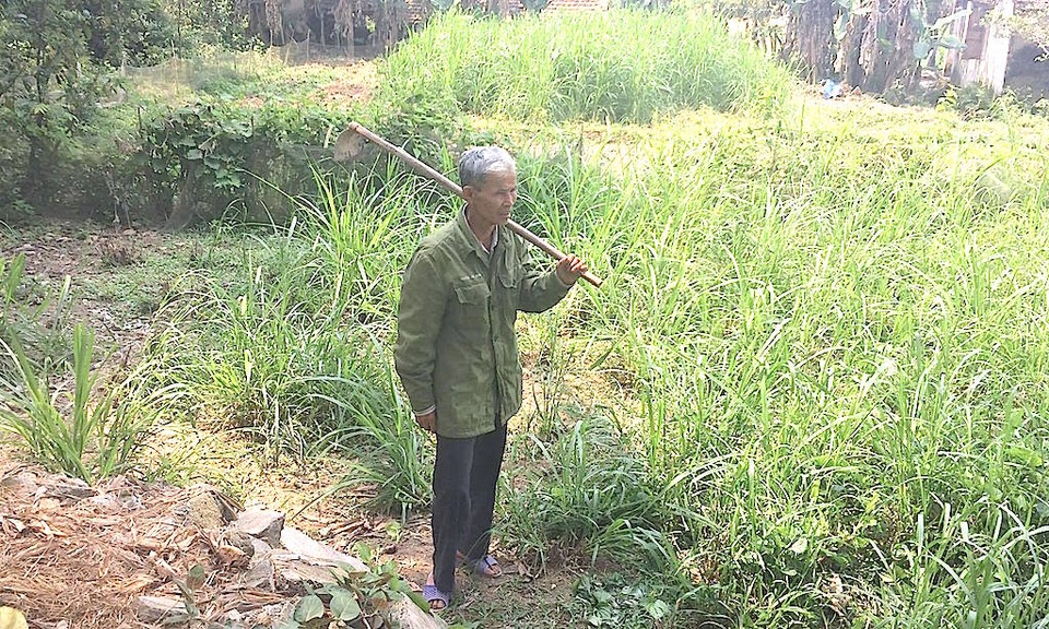 Người lính tù Côn Đảo hơn 20 năm đi tìm công lý! - 9 Trở về đời thường dù cuộc sống còn muôn vàn khó khăn nhưng ông Trác vẫn là tấm gương sáng trong các phong trào của địa phương.