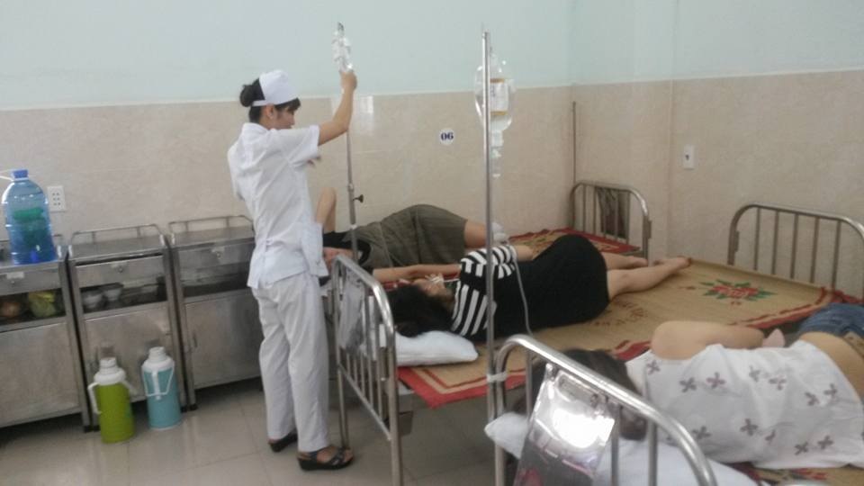 Sau khi ăn hải sản tại tiệc Buffer, hàng chục công nhân nhập viện (ảnh CTV)