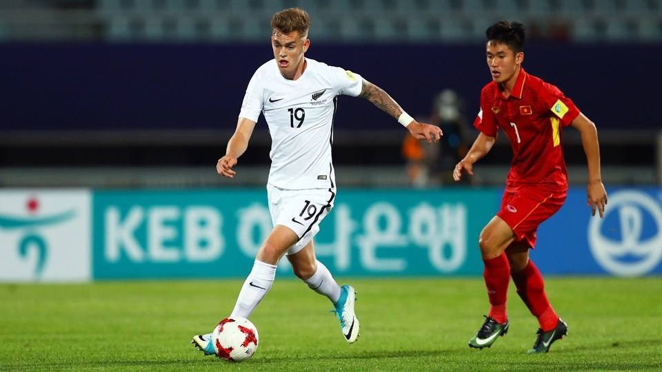 U20 Việt Nam 0-0 U20 New Zealand: Trận hòa xứng đáng - 2
U20 New Zealand bất lực trước lối đeo bám quyết liệt của U23 Việt Nam