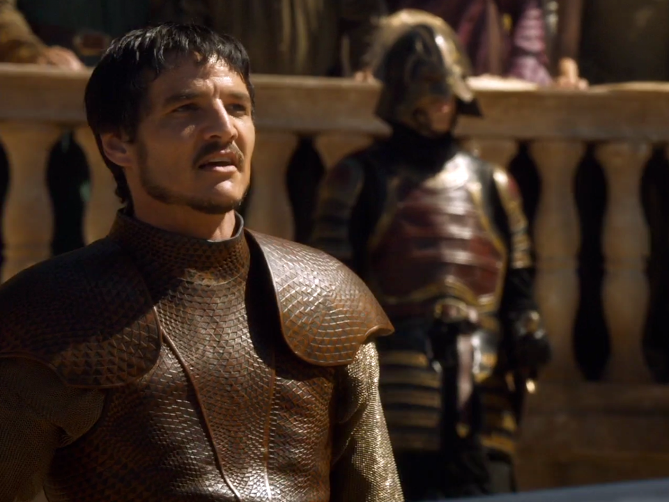 Nhân vật hoàng thân Oberyn (nam diễn viên Pedro Pascal) là một nhân vật khá thú vị, dù vậy, nhân vật này cũng sớm ra đi trong cuộc đấu với gã khổng lồ “Tòa sơn”.