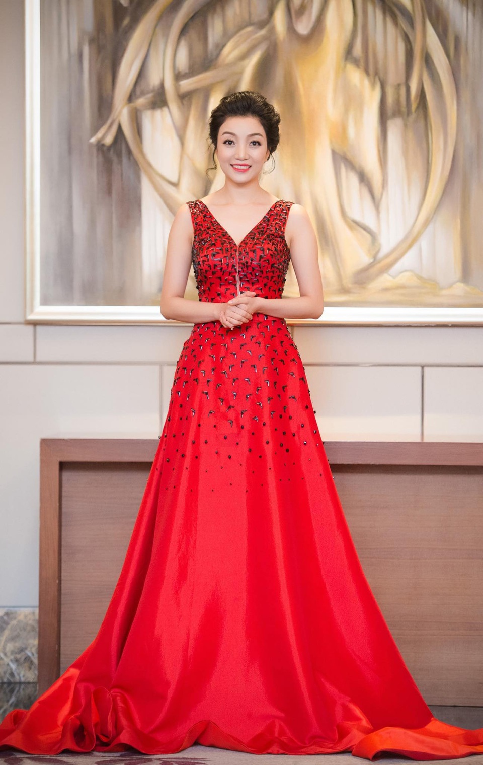 Ca sĩ Phạm Thu Hà gây "hoang mang" cho nhà thiết kế Lê Hoàng Hải - 2 Ca sĩ Phạm Thu Hà gây "hoang mang" cho nhà thiết kế Lê Hoàng Hải - 2