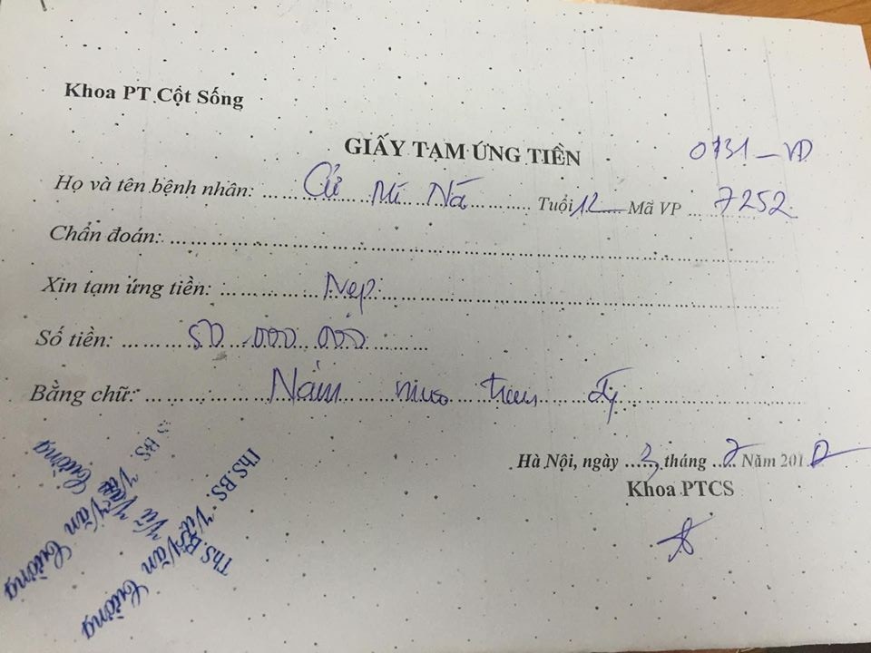 Không có 60 triệu mổ cột sống, cậu bé 12 tuổi mồ côi cha mẹ có nguy cơ liệt vĩnh viễn - 6 Số tiền tạm ứng của Ná là 50 triệu đồng nhưng anh Già chưa có 1 đồng nào để đóng cả.