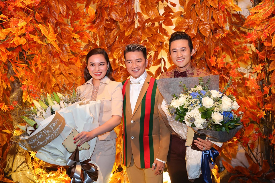 Ca sĩ Giang Hồng Ngọc