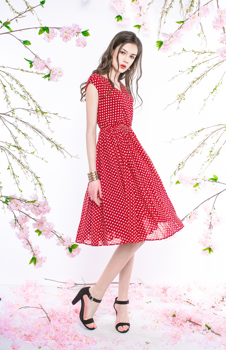 Khai trương NEM Hoàng Quốc Việt – Sale off 50% cùng Mua 2 Tặng 1 - 5 Khai trương NEM Hoàng Quốc Việt – Sale off 50% cùng Mua 2 Tặng 1 - 5