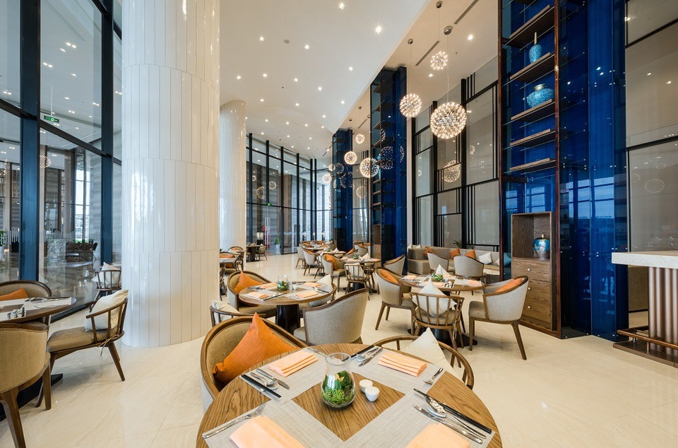 Hơn 1 tỷ đồng quà tặng cho khách mua condotel FLC Grand Hotel Samson - 2 Hệ thống nhà hàng sang trọng tại FLC Grand Hotel Samson