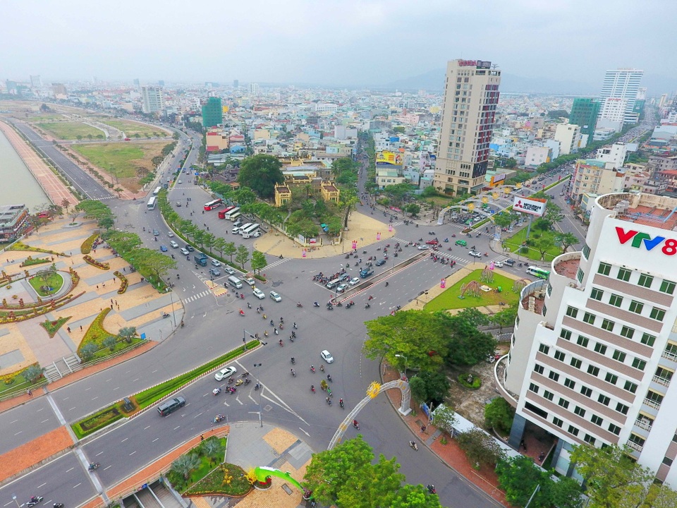 Ngắm Đà Nẵng từ trên cao trời đất vào xuân - 2 Nút giao Cầu Rồng, đường Nguyễn Văn Linh, Bạch Đằng và 2/9