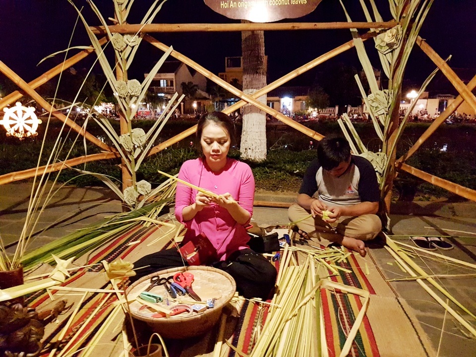 Nhiều hoạt động trong dịp Tết Nguyên Tiêu ở Hội An - 2 Đến Hội An vào dịp này, du khách sẽ cùng tham gia nhiều hoạt động với người dân địa phương
