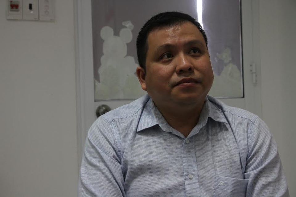 Vụ hiệu trưởng dọa ném trẻ qua cửa sổ: Cơ sở sẽ ngưng hoạt động từ ngày mai - 2 Chủ cơ sở - nơi xảy ra sự việc cho hay cô hiệu trưởng đang rất hoảng sợ sau khi dọa ném trẻ