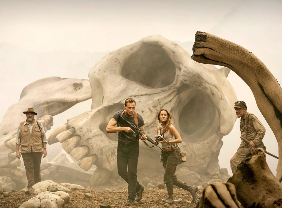 Sao “Kong: Skull Island” đồng loạt đăng ảnh về Việt Nam - 2 Sao “Kong: Skull Island” đồng loạt đăng ảnh về Việt Nam - 2