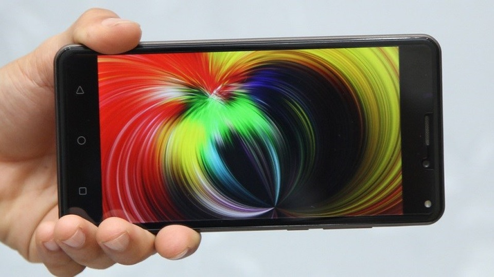 Mách bạn top 5 smartphone dưới 2 triệu phục vụ tốt nhu cầu cơ bản - 2 Mách bạn top 5 smartphone dưới 2 triệu phục vụ tốt nhu cầu cơ bản - 2