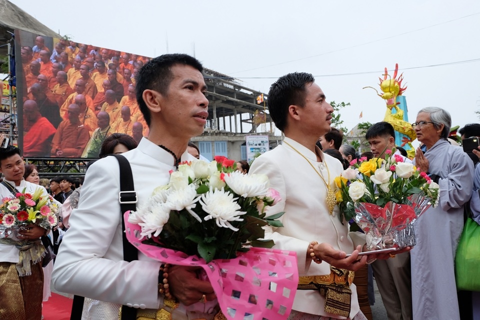 Nhiều đoàn Phật tử Vương quốc Thái Lan, Myanmar, Hàn Quốc...về dự lễ hội
