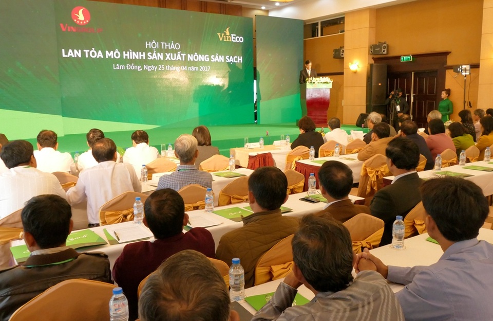 Vingroup ký thỏa thuận hợp tác với 500 hộ sản xuất - 3 Hội thảo góp phần lan tỏa tinh thần sản xuất sạch tới cộng đồng