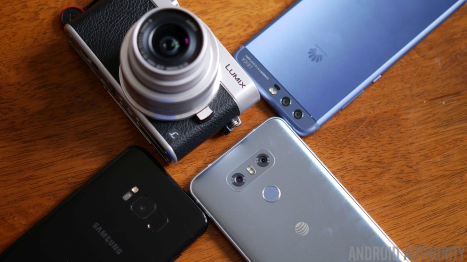 Smartphone ngày nay được trang bị khả năng chụp không hề thua kém so với máy ảnh chuyên nghiệp.