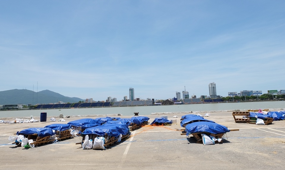 Hai "cao thủ" pháo hoa hé lộ kịch bản trước đêm Thủy - 7
Pháo đã sẵn sàng chờ khai hội trong đêm trình diễn pháo hoa đáng mong đợi ở Đà Nẵng tối 3/6 tới