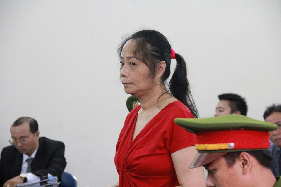 Những Hoa hậu từng hầu tòa - 3 Hoa hậu Tuyết Nga lãnh 15 năm tù