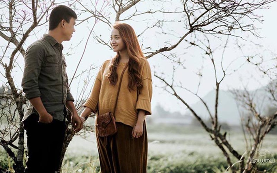 Bộ ảnh tự chụp của cặp đôi 10 năm bên nhau không dám ngỏ lời - 6 Đến lúc sắp xa vạn cây số mới thấu tỏ lòng nhau, chàng trai 9X quyết định sẽ bày tỏ tình cảm của mình với cô bạn thân.