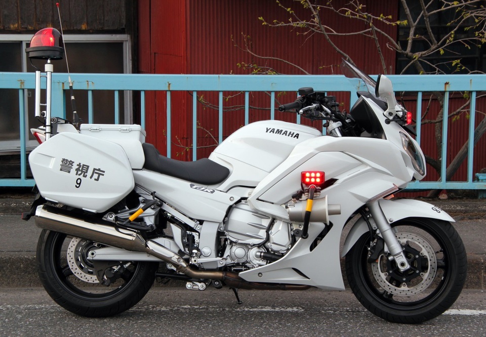 Bộ Tư lệnh Cảnh vệ có thêm 35 chiếc Yamaha FJR1300 P đặc chủng - 7 Bộ Tư lệnh Cảnh vệ có thêm 35 chiếc Yamaha FJR1300 P đặc chủng - 7