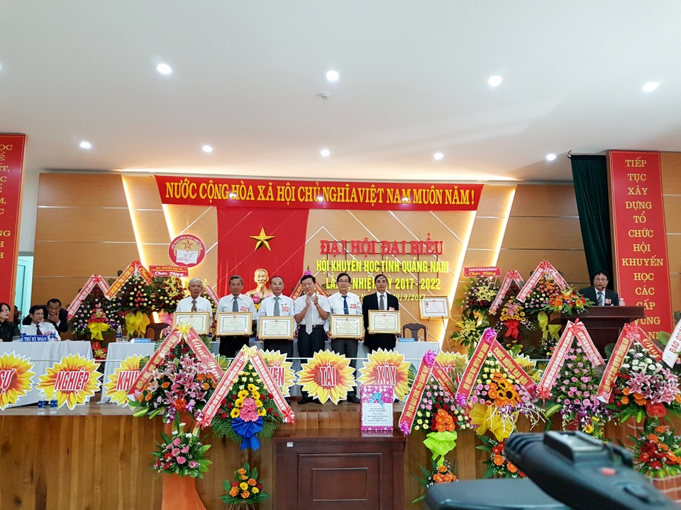 Duy trì thành tích đạt được, đưa hoạt động Hội phát triển hơn nữa - 2 Các huyện, thành Hội được tỉnh Quảng Nam tuyên dương, khen thưởng trong dịp này