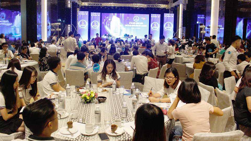 
Sự kiện ra mắt chính thức của 5 Seasons (15/10) đã thu hút đông đảo nhà đầu tư tham dự
