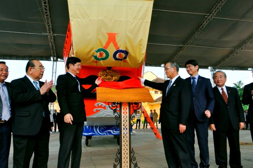 Hội An tiếp nhận mô hình Châu Ấn thuyền từ Nhật Bản - 2 Lễ tiếp nhận Châu Ấn thuyền