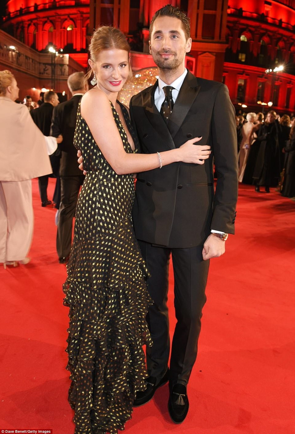 
Millie Mackintosh bên bạn trai Hugo Taylor
