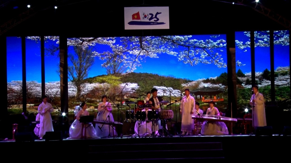 Các tiết mục nghệ thuật Hàn Quốc trong đêm khai mạc