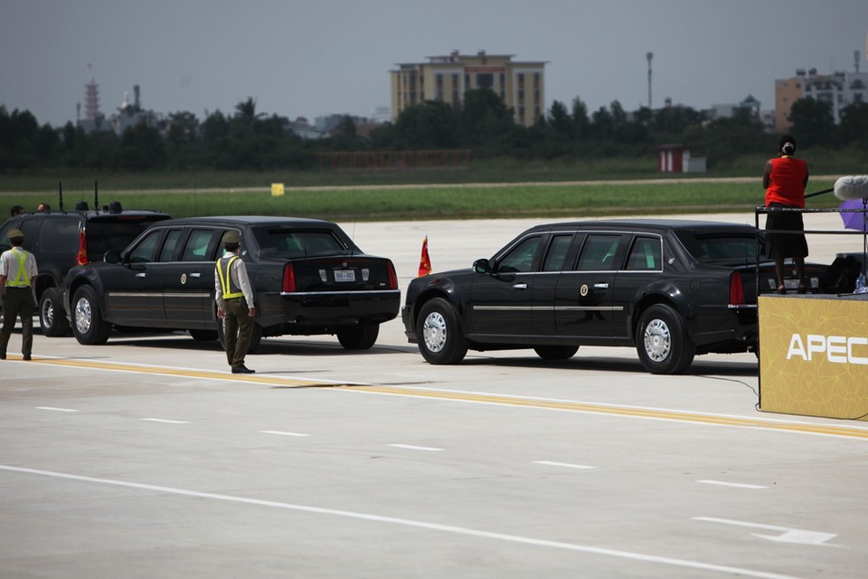 Tổng thống Mỹ Donald Trump tới Đà Nẵng trong chuyến đi lịch sử - 15
Xe phục vụ Tổng thống Mỹ vào sân bay.